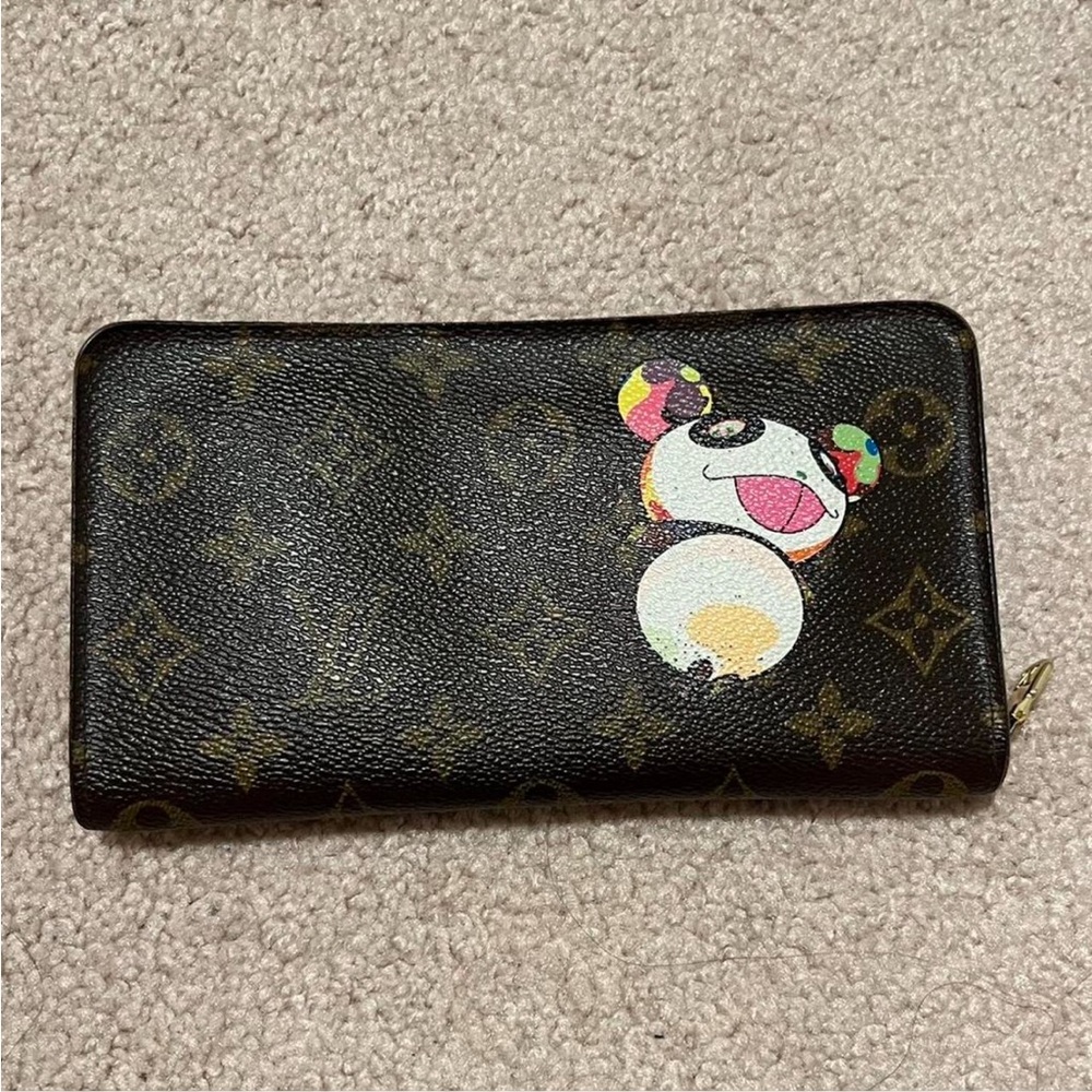 **Flawed** Louis Vuitton Panda Porte Monnaie Monogram Murakami Wallet
